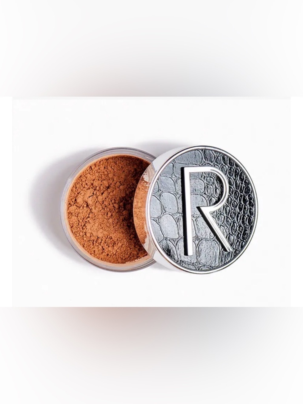 Rodial Glass Bronzing Powder - Picture 2 of 7